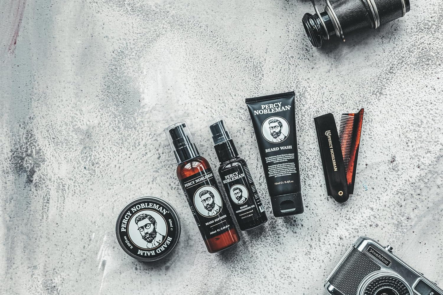 Percy Nobleman – Kit Complet Soin Barbe – Adoucissant, Huile, Baume, Shampoing & Peigne Pliable – Coffret Idéal Pour Homme